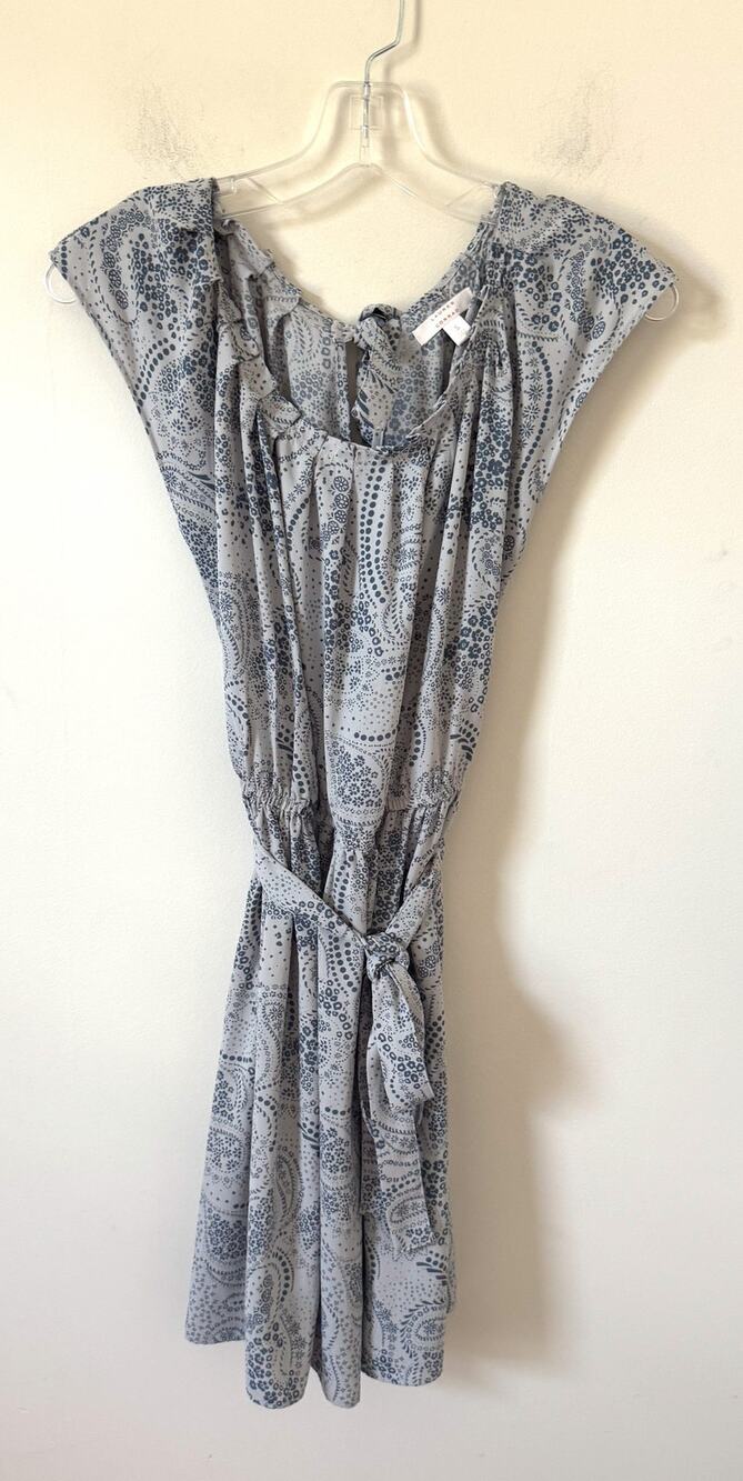 Lauren Conrad Scoop Neck Romantic Tie Waist Paisley Mini Dress Gray Size Small